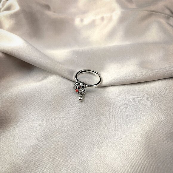 Zen Relief Rotating Ring - Picture 4 of 4